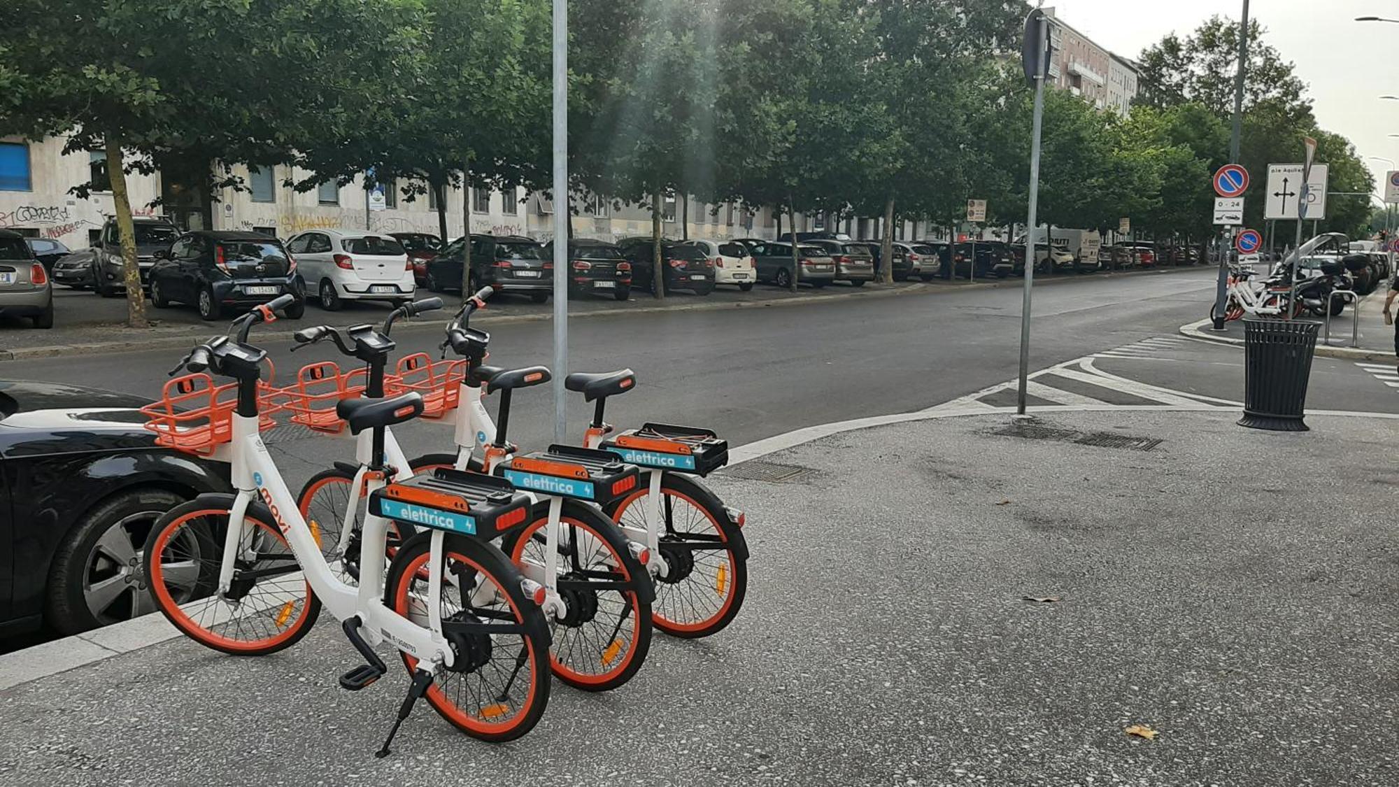 Uptoyou Milano Phòng bức ảnh