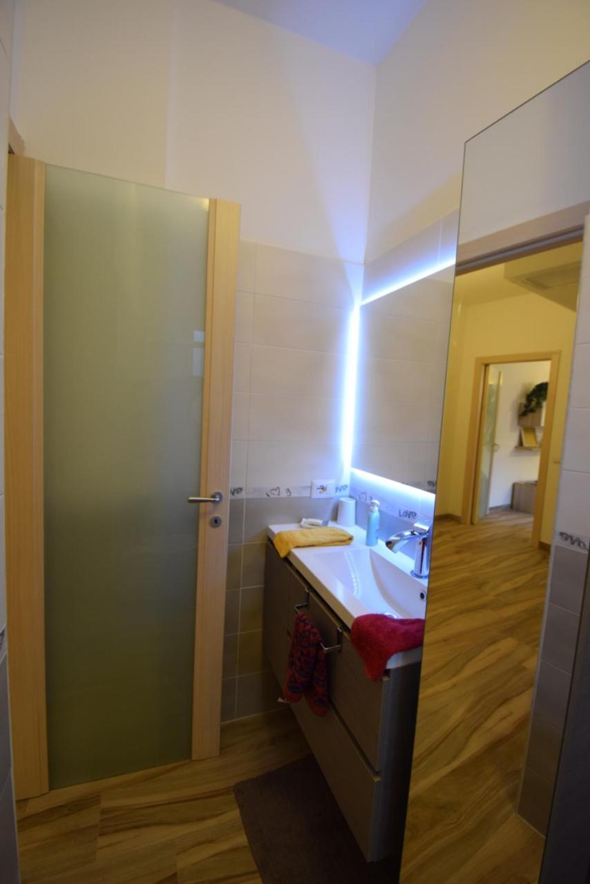 Uptoyou Milano Ngoại thất bức ảnh